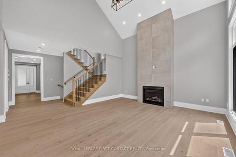Photo 2 at 929 7th Line, Alcona, Innisfil