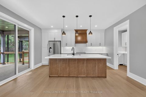 Photo 5 at 929 7th Line, Alcona, Innisfil