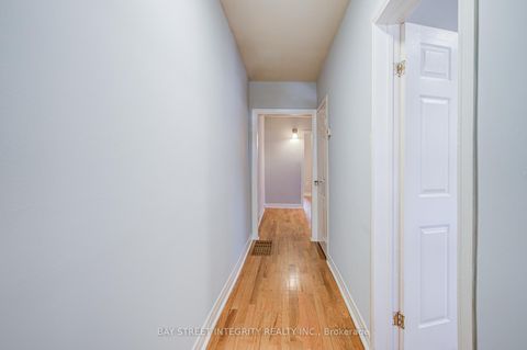 Photo 3 at 19 Robinson Avenue, Oakridge, Toronto