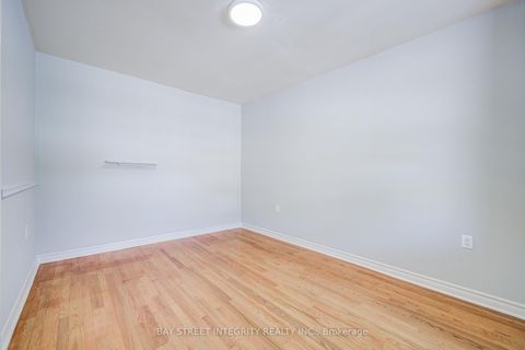 Photo 4 at 19 Robinson Avenue, Oakridge, Toronto