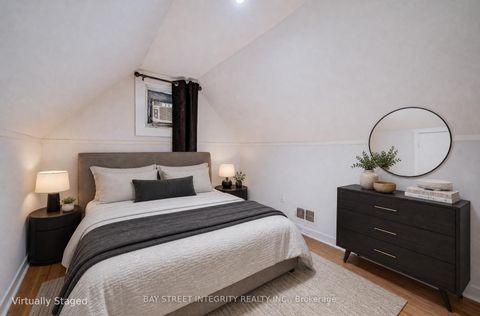 Photo 26 at 19 Robinson Avenue, Oakridge, Toronto
