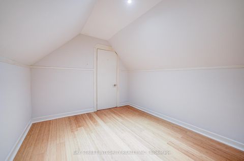 Photo 27 at 19 Robinson Avenue, Oakridge, Toronto