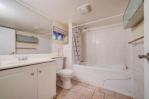 Photo 36 at 19 Robinson Avenue, Oakridge, Toronto