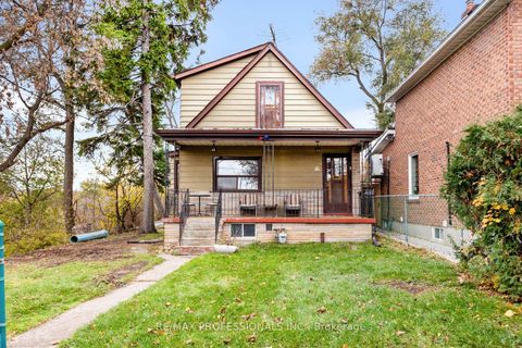Photo 0 at 16 Cliff Street, Smythe, Toronto