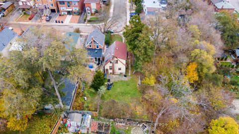 Photo 23 at 16 Cliff Street, Smythe, Toronto