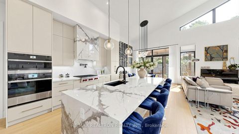 Photo 17 at 116 Laurentide Drive, Donalda, Toronto