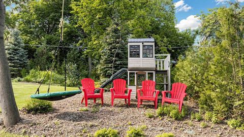 Photo 45 at 116 Laurentide Drive, Donalda, Toronto