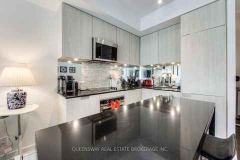 Photo 6 at 1410 - 609 Avenue Road, St. Clair, Toronto