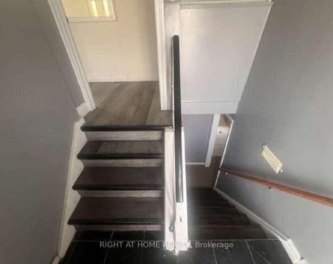Photo 6 at 32 Brimorton Drive, Bendale, Toronto