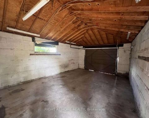 Photo 11 at 32 Brimorton Drive, Bendale, Toronto