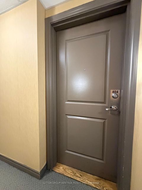 Photo 5 at 404 - 7730 Kipling Avenue, West Woodbridge, Vaughan