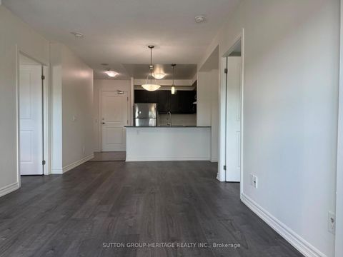 Photo 14 at 404 - 7730 Kipling Avenue, West Woodbridge, Vaughan