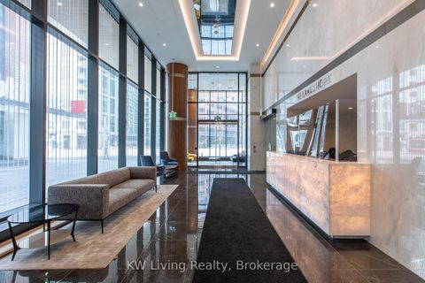 Photo 2 at 1006 - 19 Bathurst Street, Waterfront Communities C1, Toronto