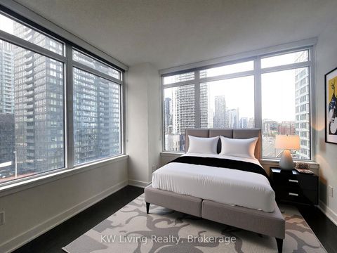 Photo 5 at 1006 - 19 Bathurst Street, Waterfront Communities C1, Toronto