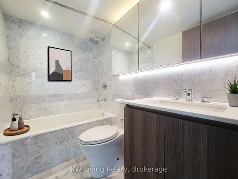 Photo 8 at 1006 - 19 Bathurst Street, Waterfront Communities C1, Toronto