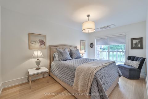Photo 14 at 92 Balmoral Avenue, St. Clair, Toronto