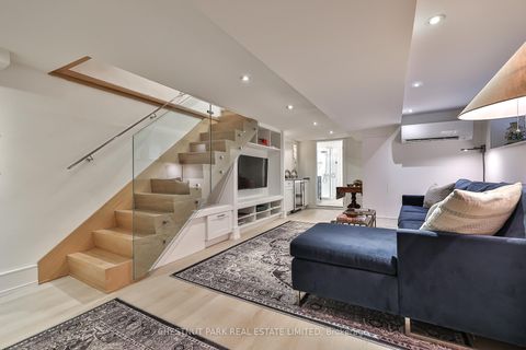 Photo 20 at 92 Balmoral Avenue, St. Clair, Toronto