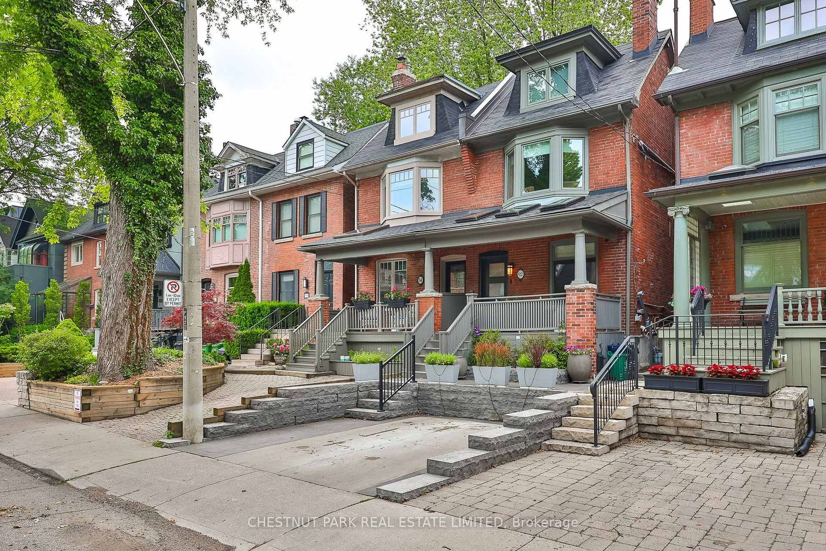 92 Balmoral Avenue, St. Clair, Toronto photo 1