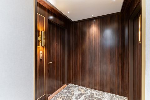 Photo 3 at 410 - 455 Wellington Street, Waterfront Communities C1, Toronto