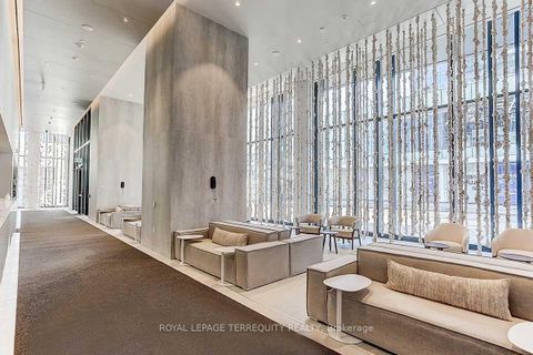 Photo 4 at 3215 - 138 Downes Street, Waterfront Communities C8, Toronto