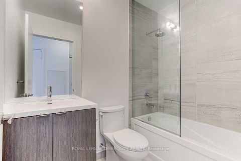 Photo 9 at 3215 - 138 Downes Street, Waterfront Communities C8, Toronto