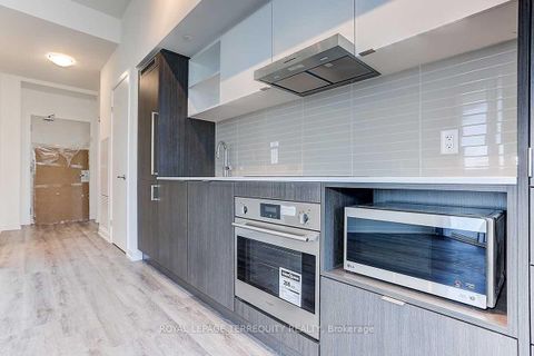 Photo 13 at 3215 - 138 Downes Street, Waterfront Communities C8, Toronto