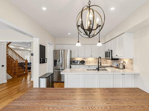 Photo 16 at 35 Mynden Way, Woodland Hill, Newmarket