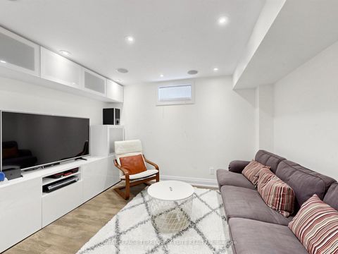 Photo 39 at 35 Mynden Way, Woodland Hill, Newmarket