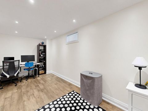 Photo 42 at 35 Mynden Way, Woodland Hill, Newmarket