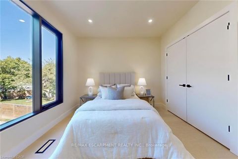 Photo 35 at 28 Dunsmore Gardens, Clanton Park, Toronto