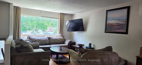 Photo 1 at 5 Elizabeth St, Cookstown, Innisfil