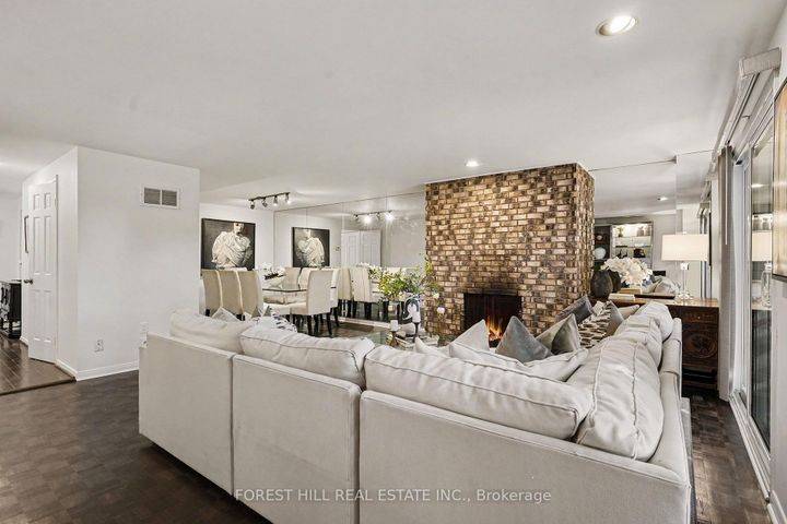 Photo 7 at 39 James Foxway, Bayview Village, Toronto