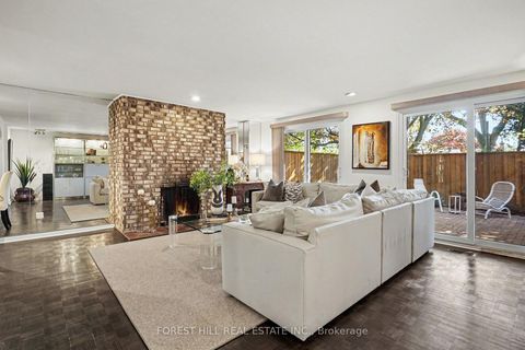 Photo 6 at 39 James Foxway, Bayview Village, Toronto
