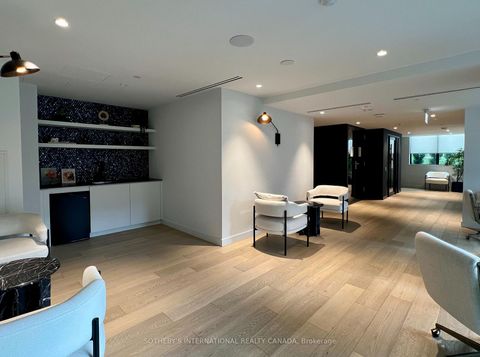 Photo 14 at 404 - 117 Broadway Avenue, Mount Pleasant West, Toronto