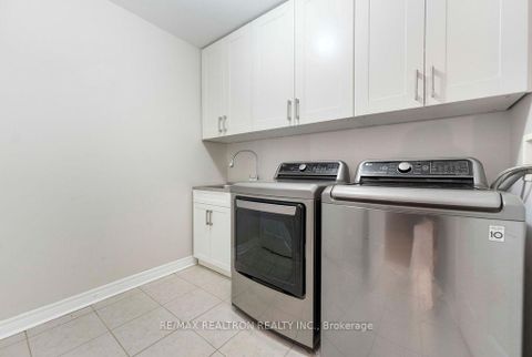 Photo 15 at 678 Skye Court, Wyndham, Newmarket