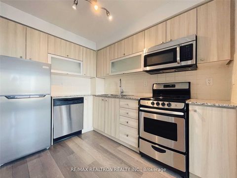 Photo 14 at 2406 - 2015 Sheppard Avenue E, Henry Farm, Toronto