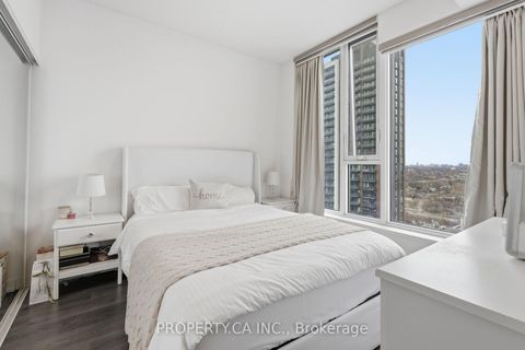 Photo 10 at 2005 - 20 Tubman Avenue, Regent Park, Toronto