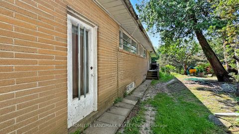 Photo 6 at 117 Arjay Crescent, York Mills, Toronto