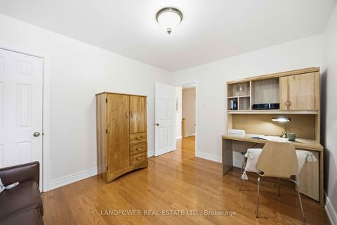 Photo 22 at 549 Lawrence Avenue W, Lawrence, Toronto