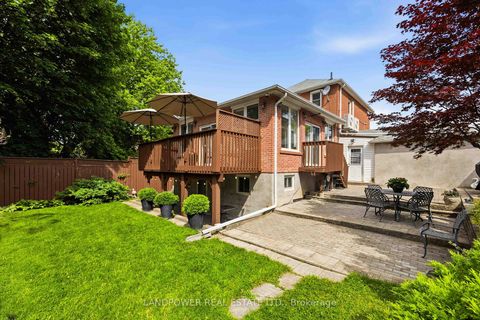 Photo 44 at 549 Lawrence Avenue W, Lawrence, Toronto