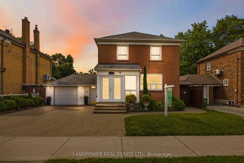 Photo 49 at 549 Lawrence Avenue W, Lawrence, Toronto