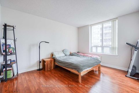 Photo 8 at 302 - 260 Doris Avenue, Willowdale East, Toronto