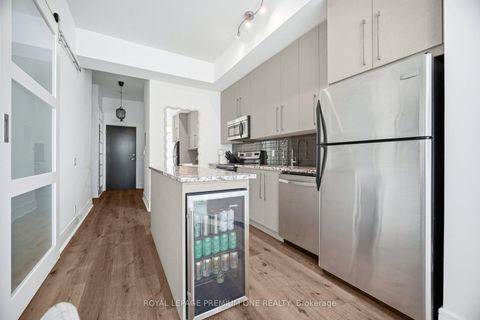 Photo 6 at S430 - 112 George Street, Moss Park, Toronto