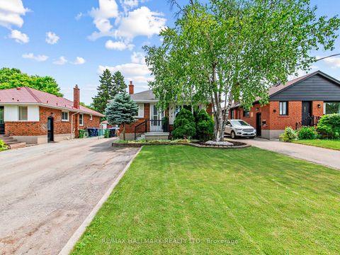 Photo 0 at 7 Penworth Road, Maryvale, Toronto