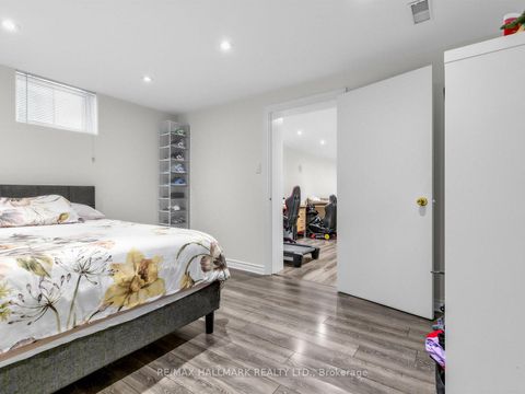 Photo 16 at 7 Penworth Road, Maryvale, Toronto
