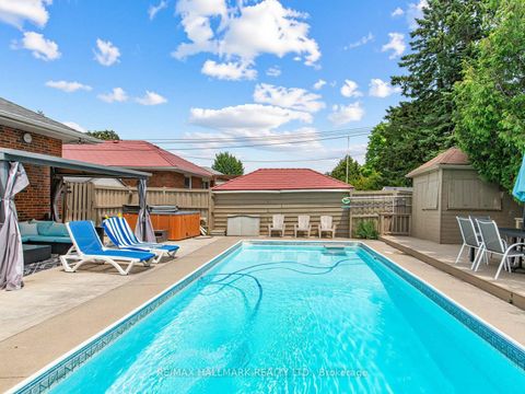 Photo 19 at 7 Penworth Road, Maryvale, Toronto