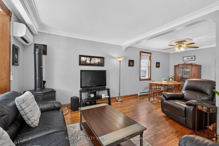 Photo 4 at 22 Atlee Avenue, Cliffside, Toronto