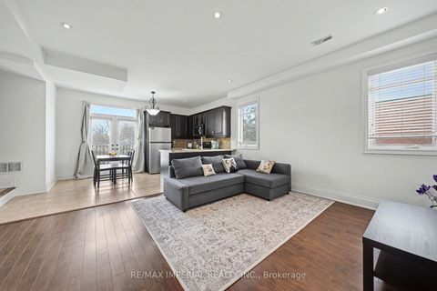 Photo 5 at 2 - 2964 Islington Avenue, Humber Summit, Toronto