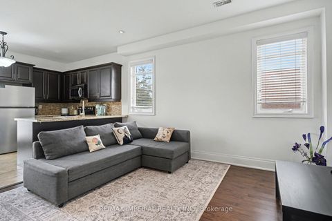 Photo 7 at 2 - 2964 Islington Avenue, Humber Summit, Toronto