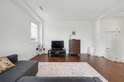 Photo 8 at 2 - 2964 Islington Avenue, Humber Summit, Toronto